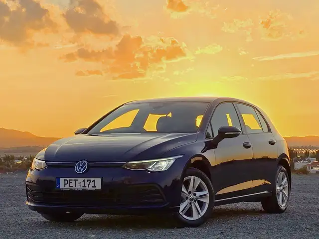 Volkswagen Golf 1,0L 2022, Larnaca — Larnaka - Finikoudes - 2