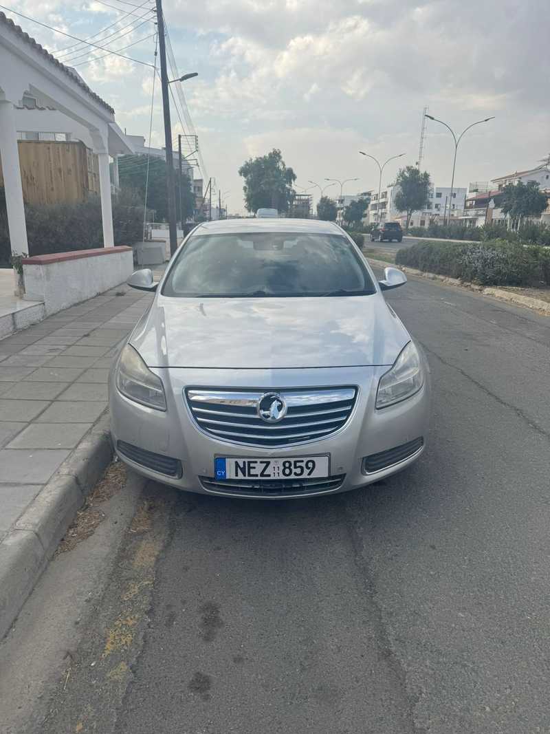 Opel, Vauxhall Insignia 2,0L 2011