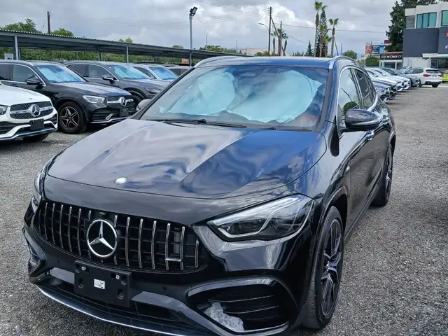 Mercedes-Benz GLA 35