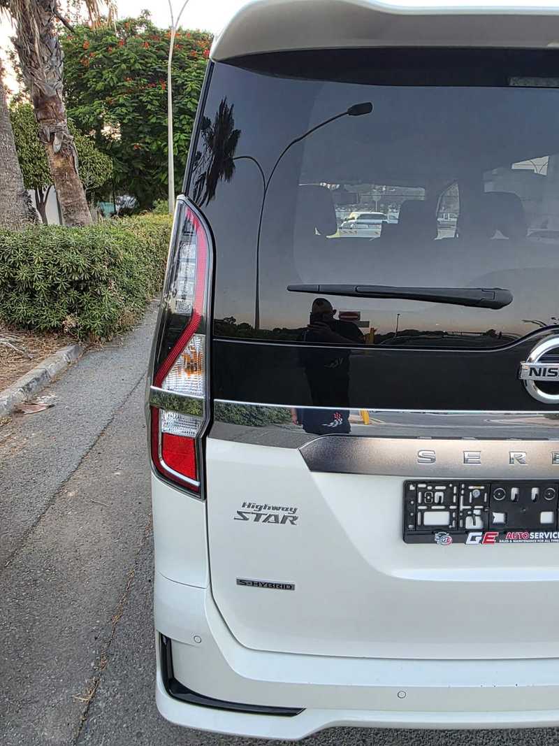 2022 Nissan Serena 2,0L 2022 Cyprus