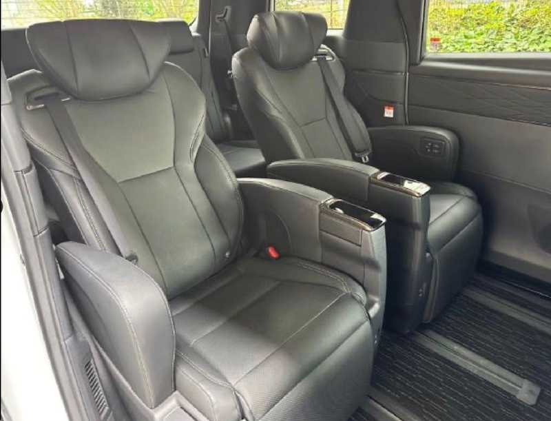 2025 Toyota Alphard 2,5L 2025 Cyprus