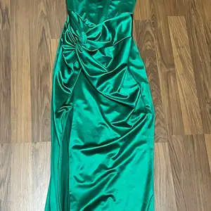 Prom dress γυμνασίου, Nicosia — Palouriotissa