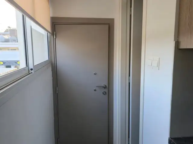 Studio apartment to rent, Επαρχία Λεμεσού — Λεμεσός - Ομόνοια - 4