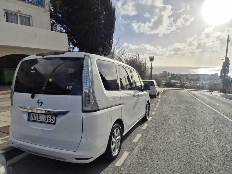 2016 Nissan Serena 2,0L 2016 Cyprus