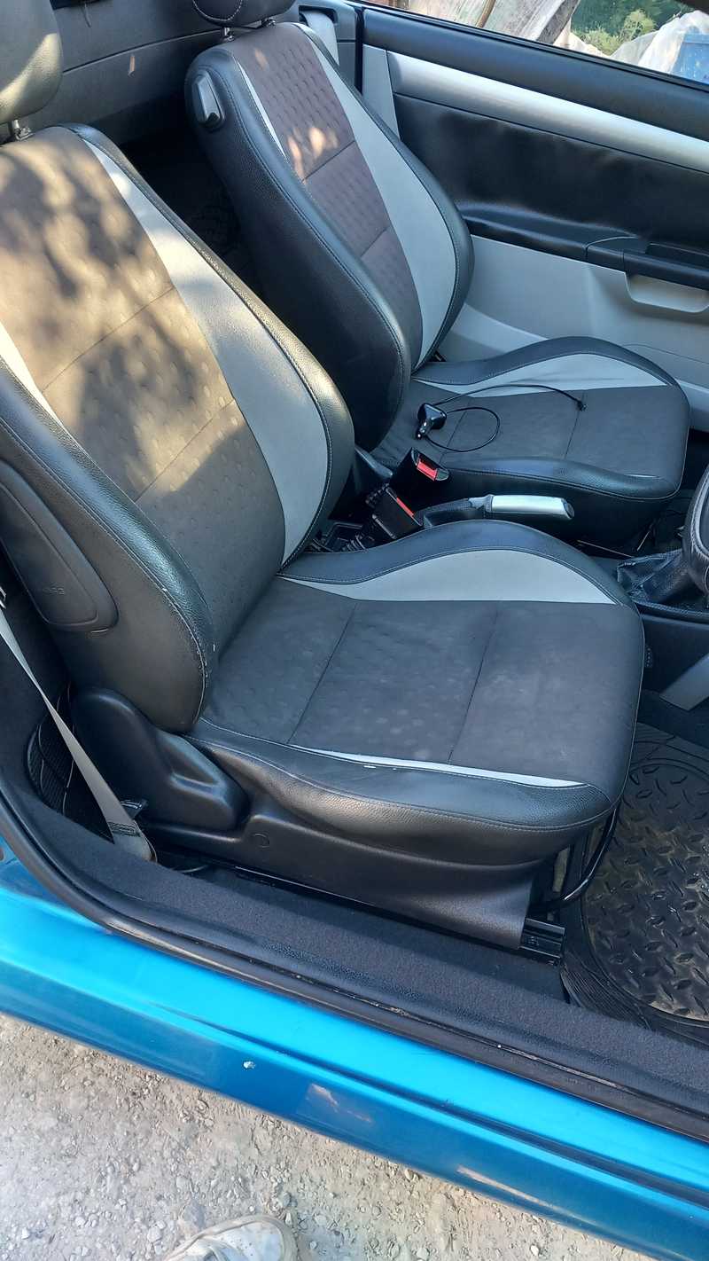 2008 Opel, Vauxhall Tigra 1,4L 2008 Cyprus