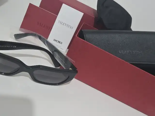 Valentino sunglasses like new, Nicosia — Latsia - Agios Eleftherios