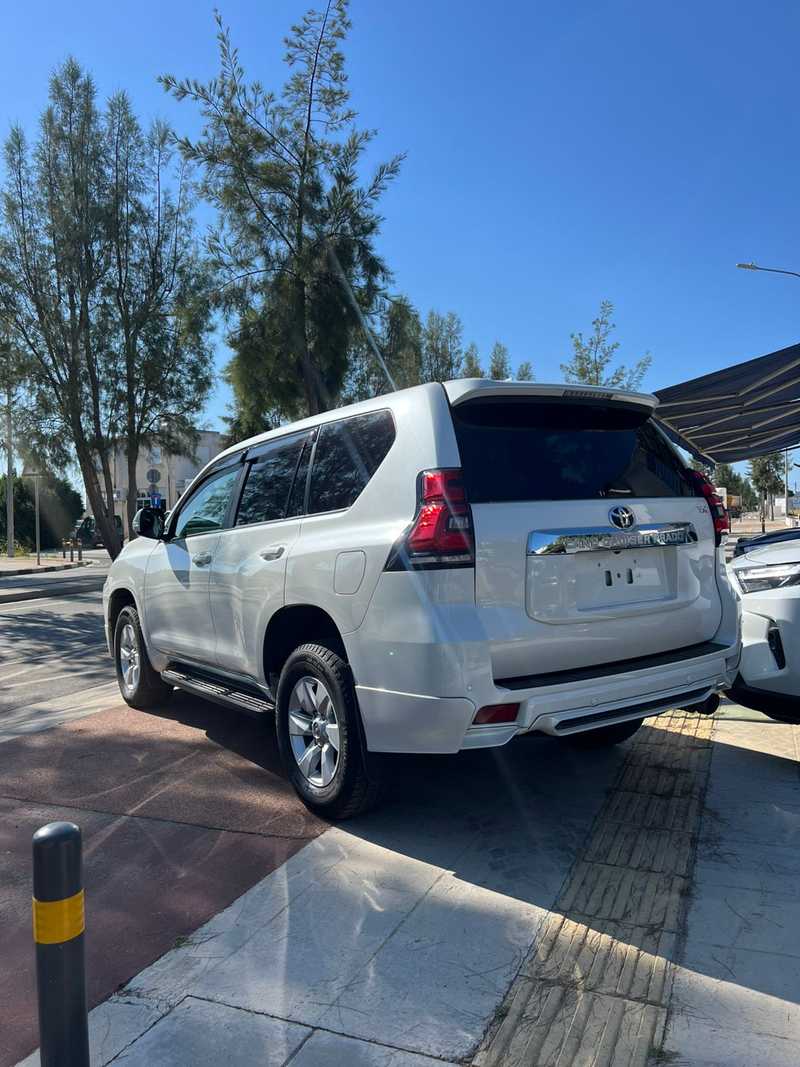 2025 Toyota Land Cruiser Prado 2,8L 2025 Cyprus