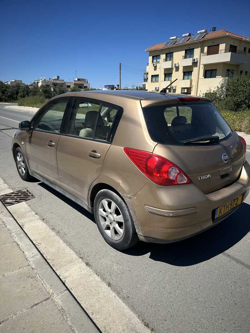 Nissan Tiida 1,5L 2009
