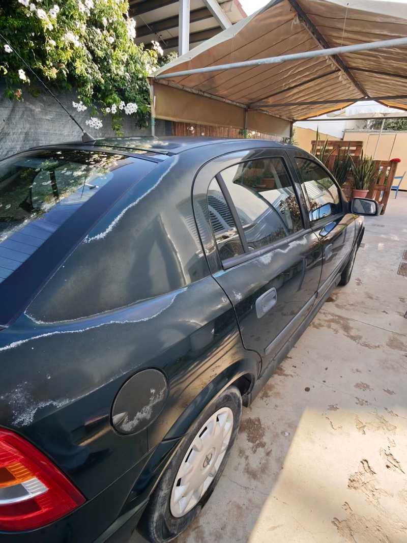 2001 Opel, Vauxhall Astra 1,6L 2001 Cyprus