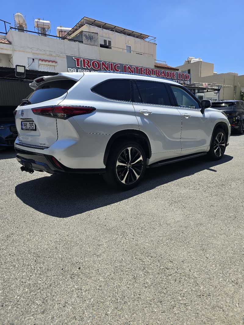 2022 Toyota Highlander 2,5L 2022 Cyprus