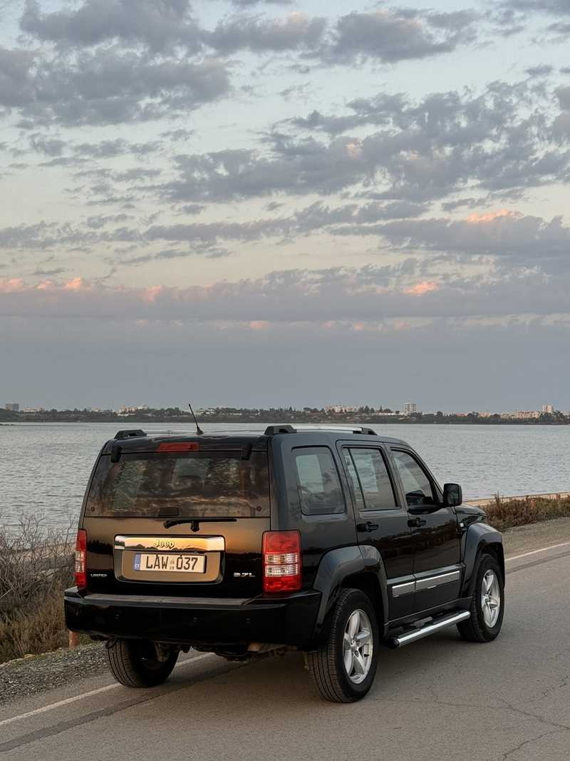 2009 Jeep Cherokee 3,7L 2009 Cyprus