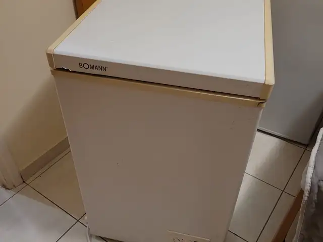Compact bowman freezer, Επαρχία Πάφου — Universal