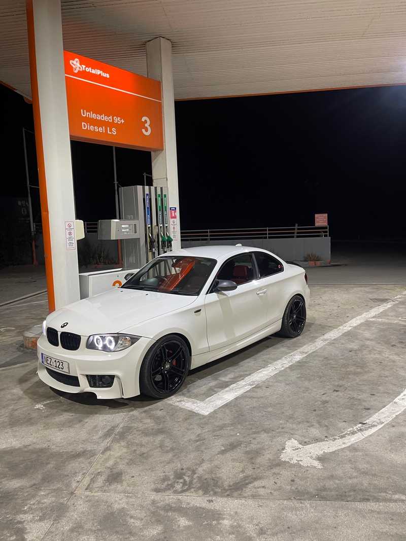 2009 BMW 1-Series 2,3L 2009 Cyprus