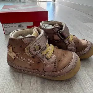 Kickers shoes size 21, Επαρχία Λεμεσού — Λεμεσός - Μέσα Γειτονιά