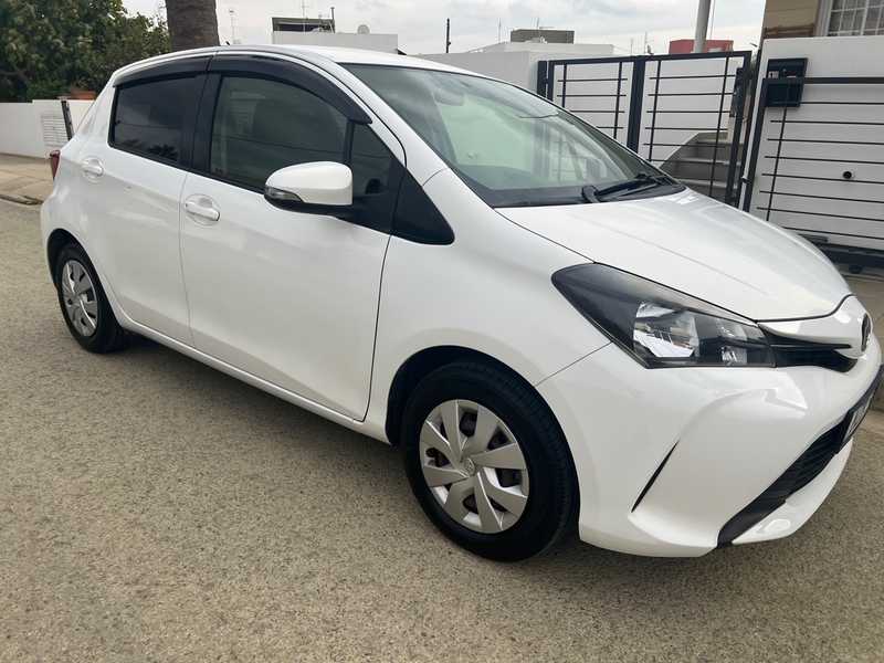 2014 Toyota Vitz 1,3L 2014 Cyprus