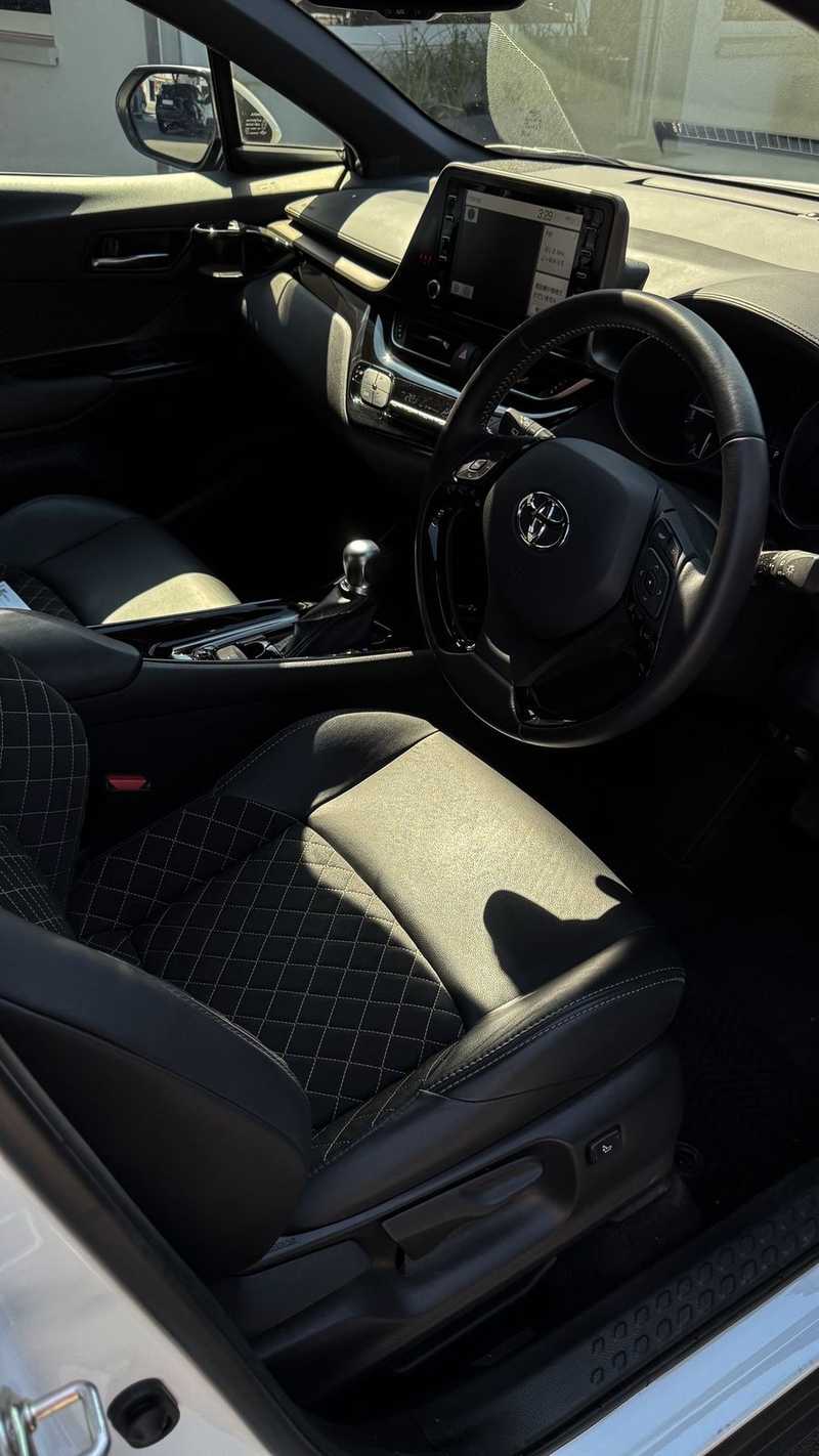 2022 Toyota C-HR 1,8L 2022 Cyprus