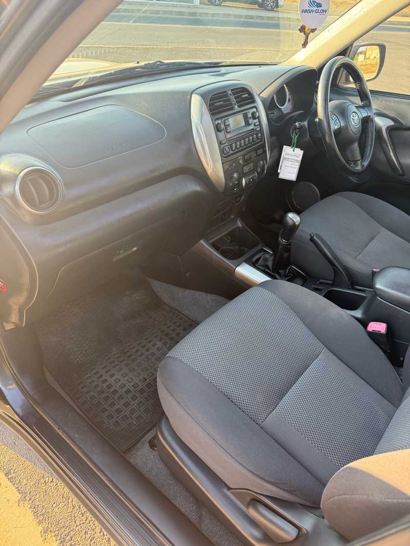 2005 Toyota RAV4 2,0L 2005 Cyprus