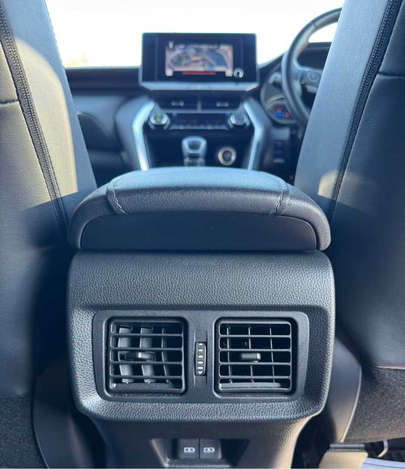 2023 Toyota Harrier 2,5L 2023 Cyprus