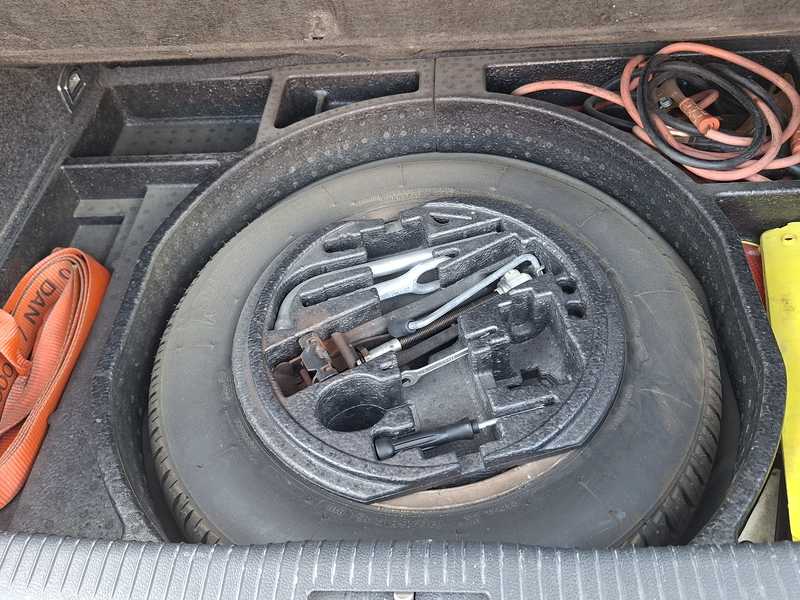 2005 Volkswagen Golf 1,6L 2005 Cyprus