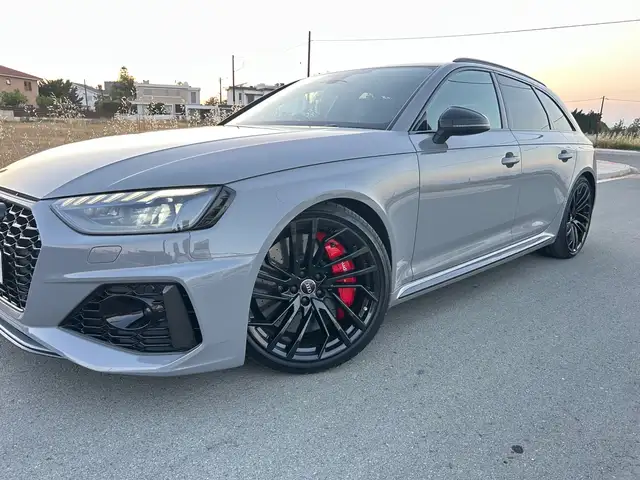 Audi RS4