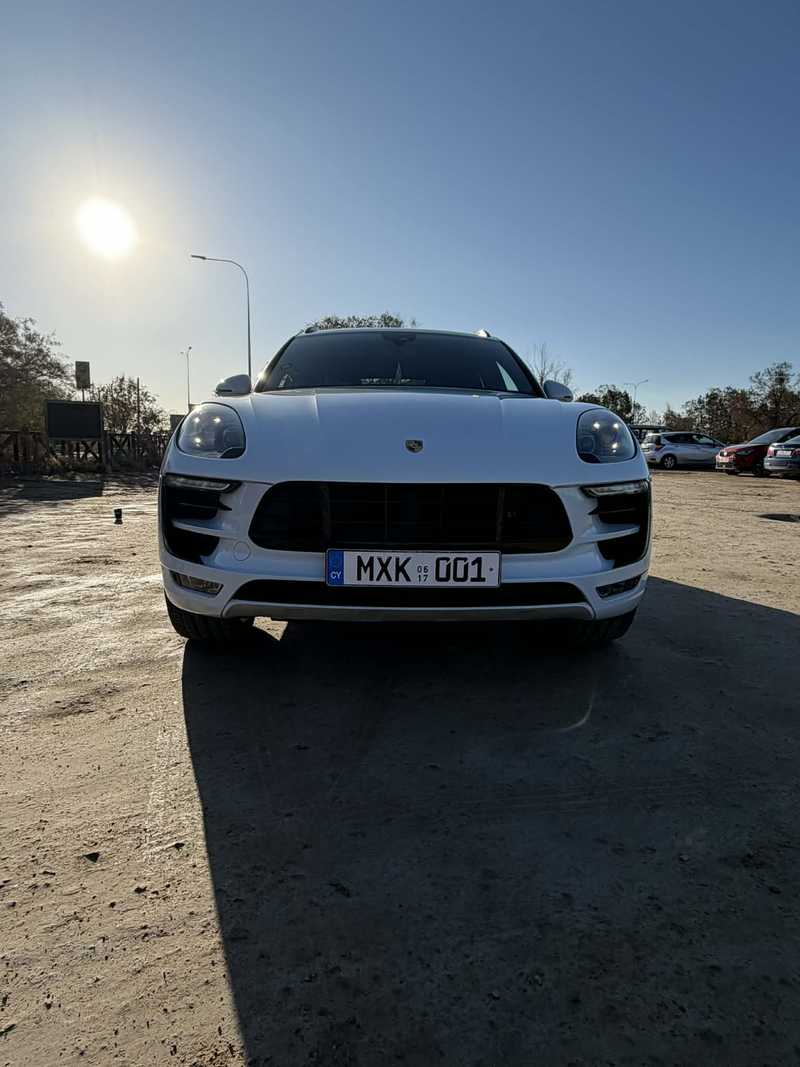 2017 Porsche Macan 3,0L 2017 Cyprus