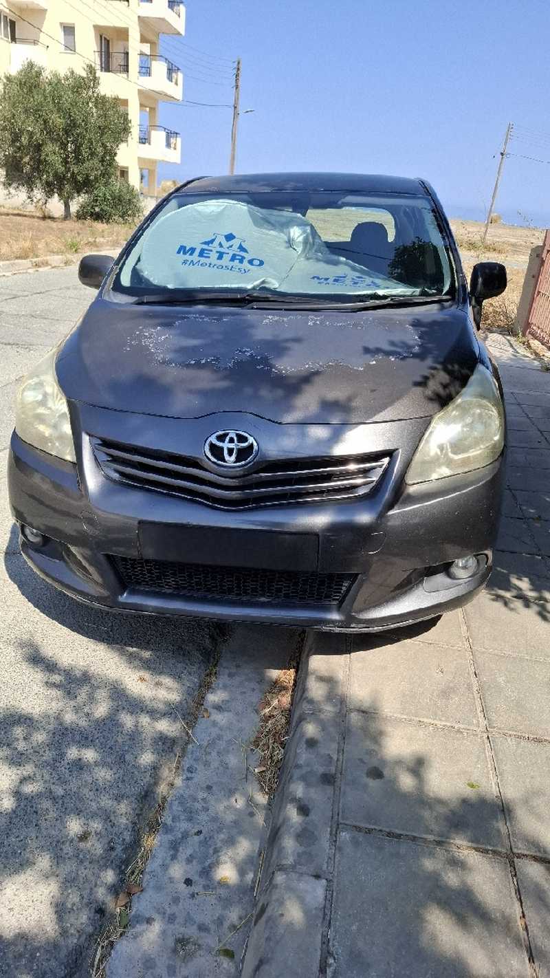 2011 Toyota Verso 1,6L 2011 Cyprus