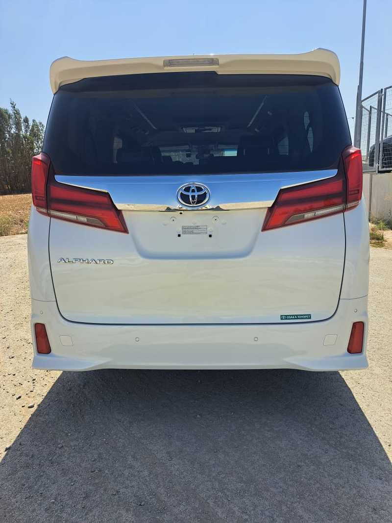 2020 Toyota Alphard 2,5L 2020 Cyprus