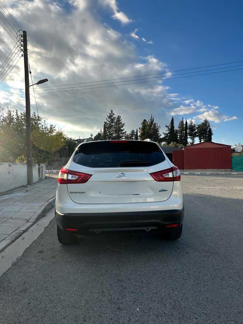 2014 Nissan Qashqai 1,6L 2014 Cyprus