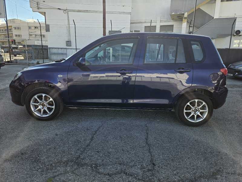 2003 Mazda Demio 1,4L 2003 Cyprus