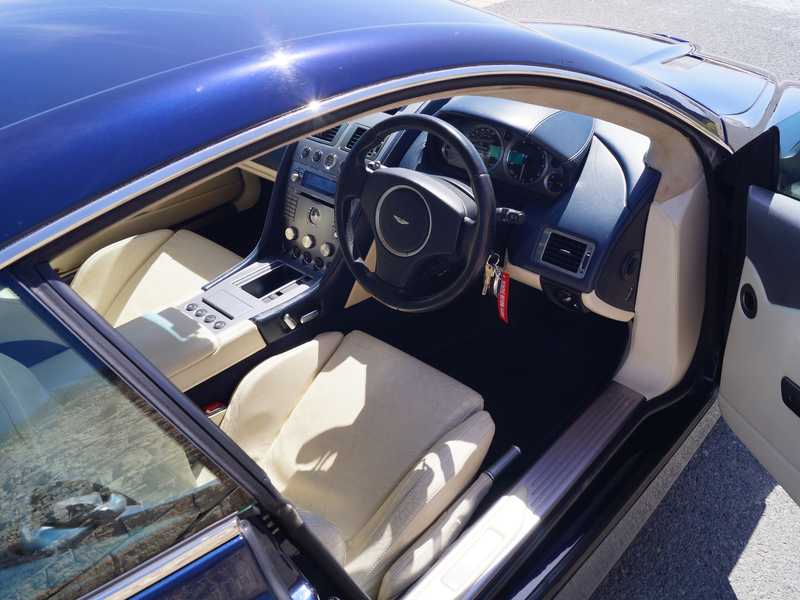 2004 Aston Martin DB9 6,0L 2004 Cyprus