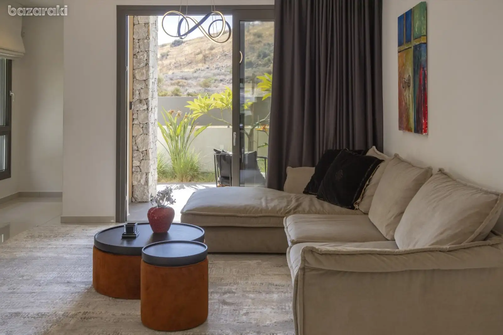 House, 3 bedrooms — 6