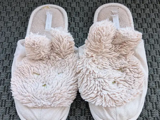 Women's shoes, Limassol — Limassol - Neapolis