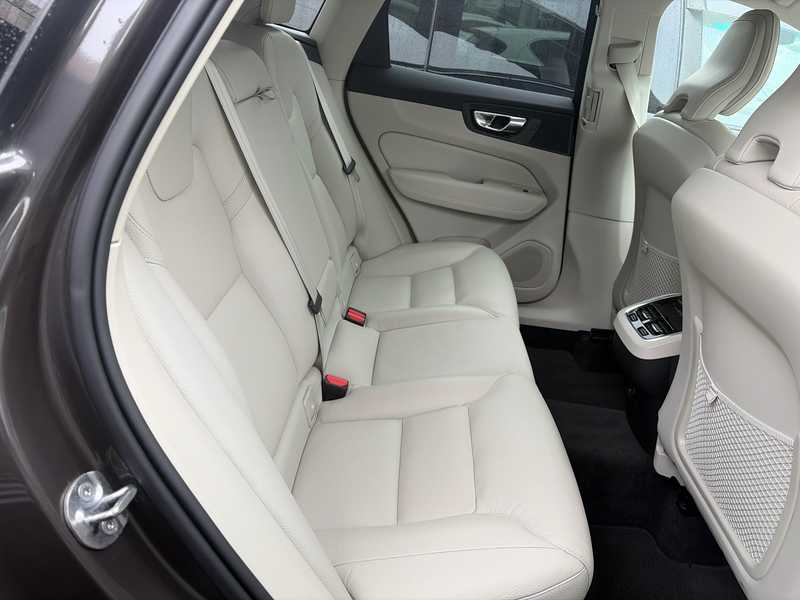 2022 Volvo XC60 2,0L 2022 Cyprus