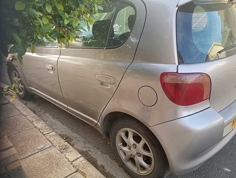 2001 Toyota Vitz 1,3L 2001 Cyprus