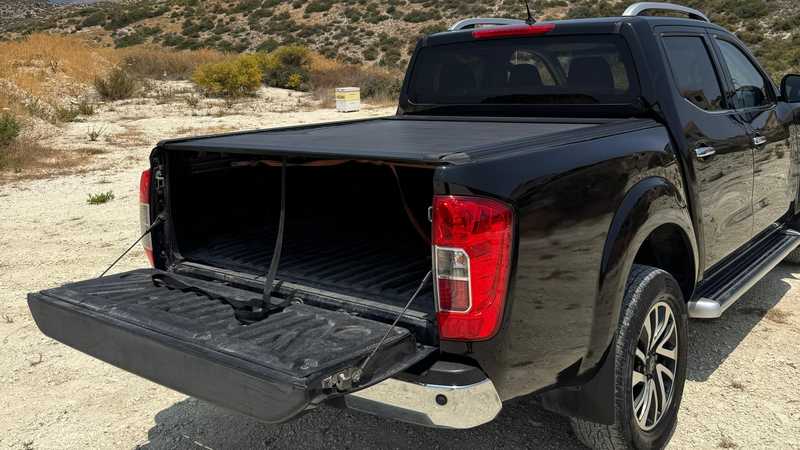 2017 Nissan Navara 2,3L 2017 Cyprus