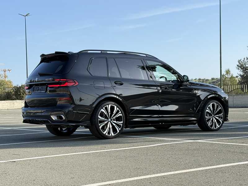 2023 BMW X7 3,0L 2023 Cyprus