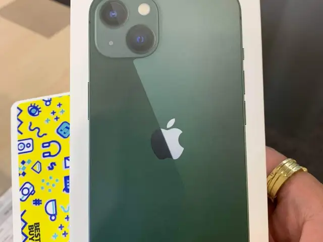 iPhone 13 256gb green, Limassol — Limassol - Omonia