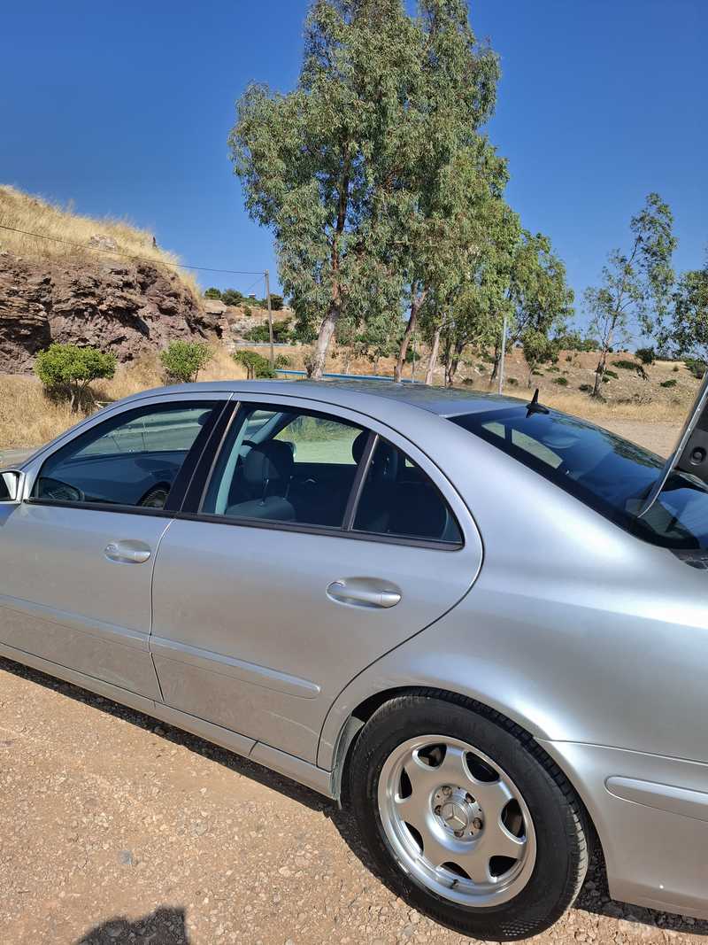 2002 Mercedes-Benz E-Class 2,6L 2002 Cyprus