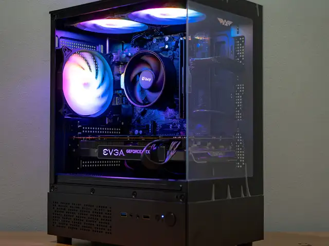 Gtx 1070 8gb / ryzen 5 3500x - compact custom gaming pc, Limassol — Ekali