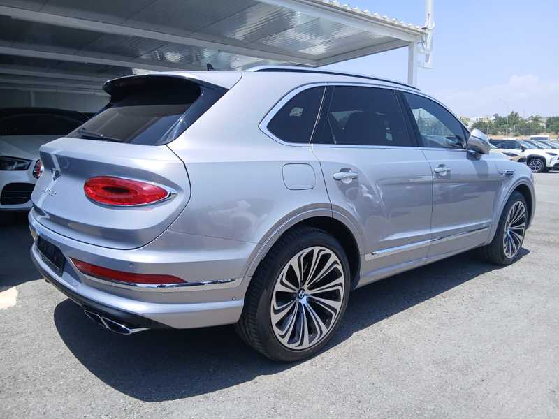 2023 Bentley Bentayga 4,0L 2023 Cyprus