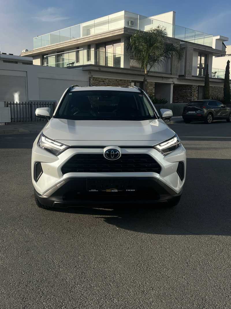 Toyota RAV4 2,5L 2025