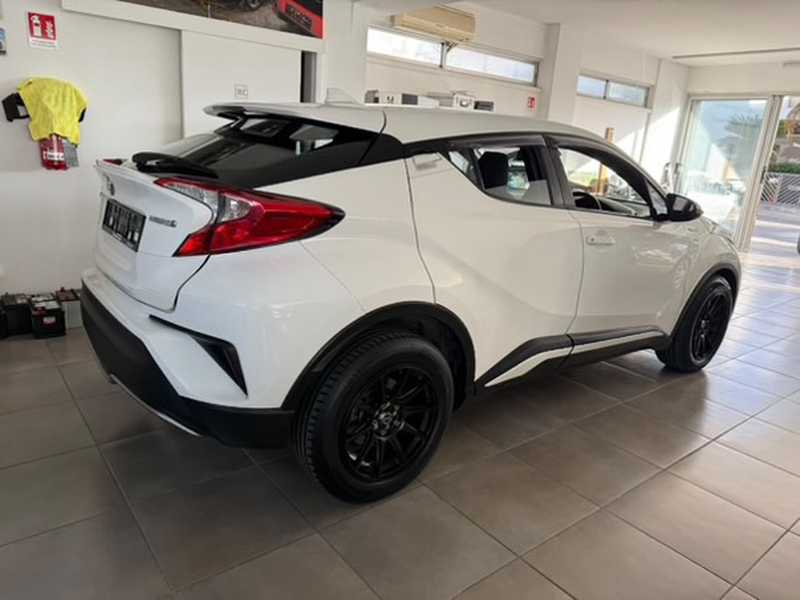 2017 Toyota C-HR 1,8L 2017 Cyprus