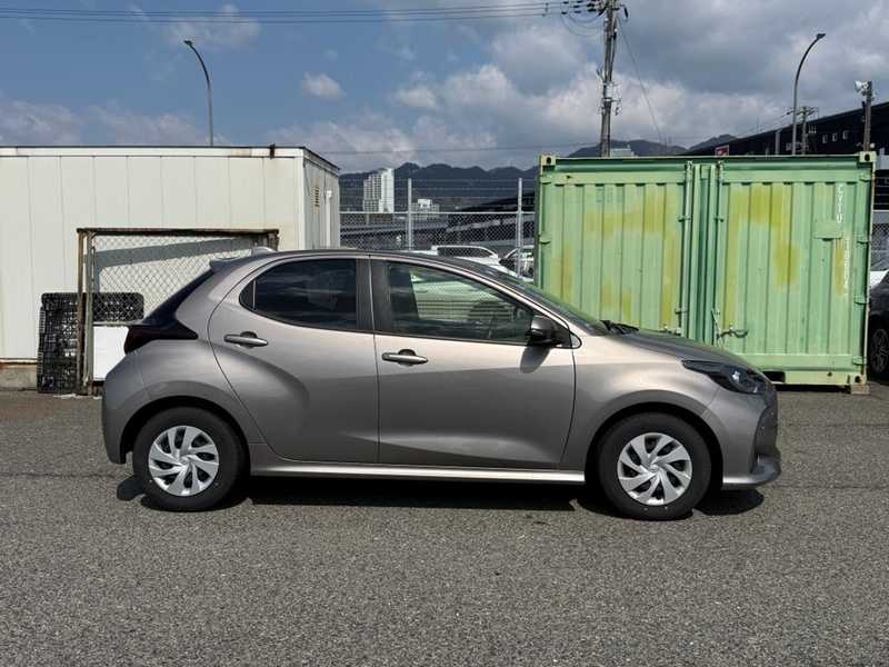 2022 Toyota Yaris 1,5L 2022 Cyprus