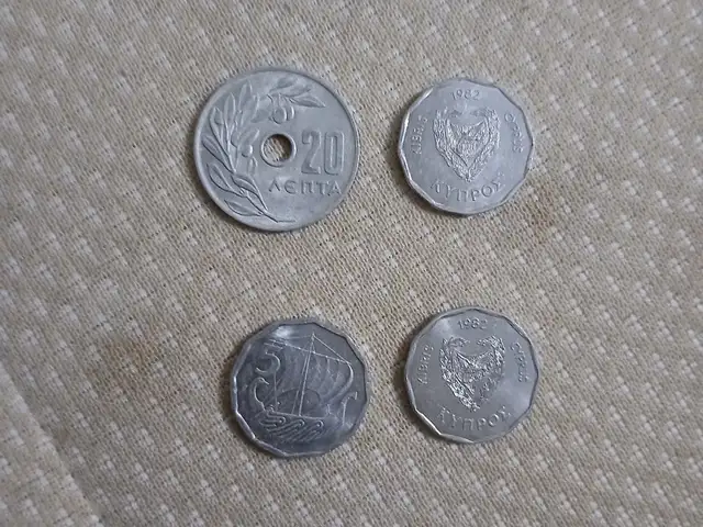 I have old coins of cyprus 1960 5 cent 3 coins and 20 cent one coin, Επαρχία Λευκωσίας — Άγιος Δομέτιος - Άγιος Γεώργιος