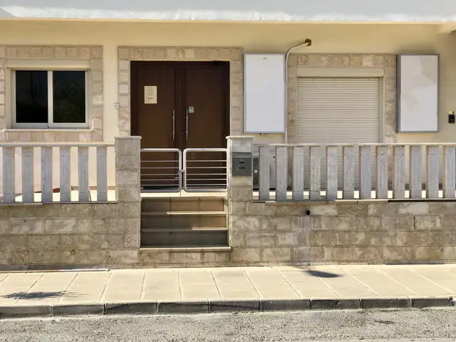 Ιατρείο, Larnaca — Larnaka - Agios Nikolaos