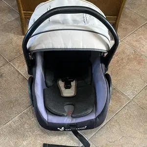 Cangaroo baby car seat with belts 0-13kg + 2 adaptors non isofix, Limassol — Agios Athanasios
