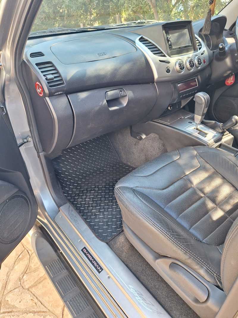 2015 Mitsubishi L200 2,5L 2015 Cyprus