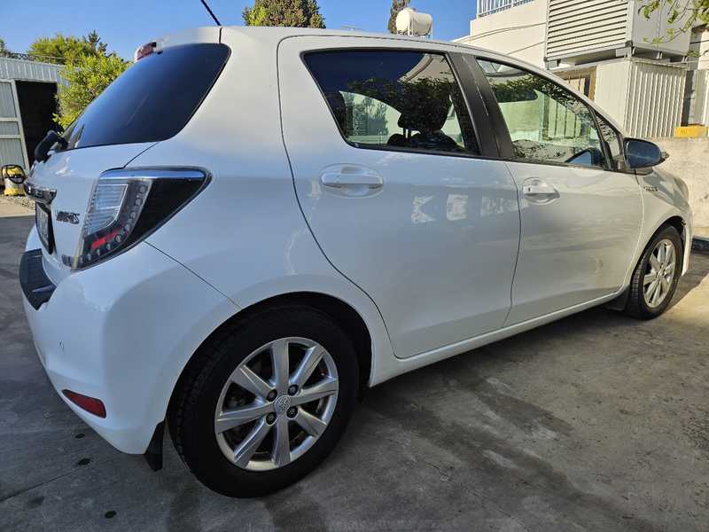 2014 Toyota Yaris 1,5L 2014 Cyprus