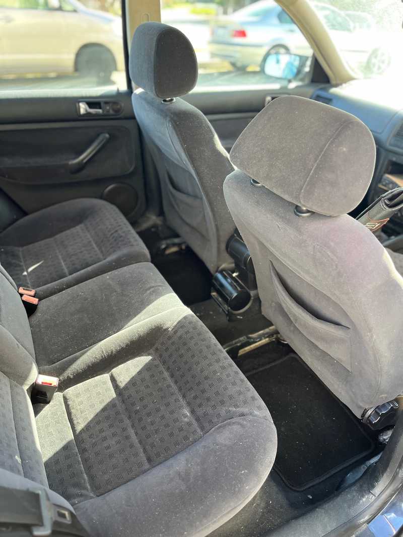 Volkswagen Golf 1,6L Older
