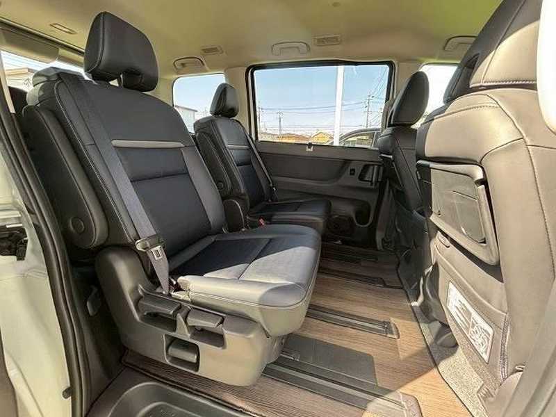2024 Nissan Serena 2,0L 2024 Cyprus